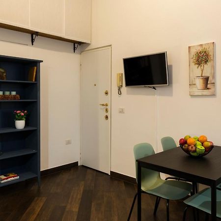 Living Isola Apartment Milan Exterior photo