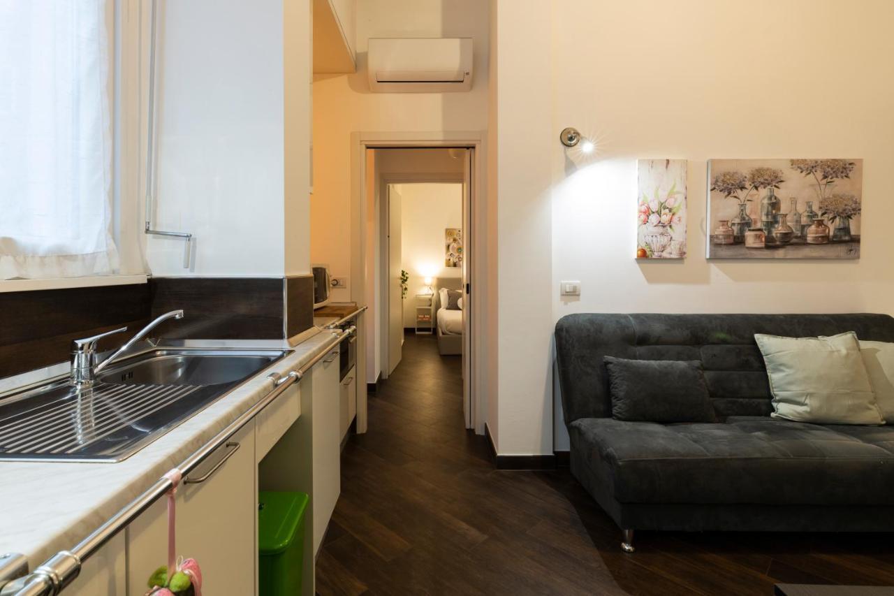 Living Isola Apartment Milan Exterior photo