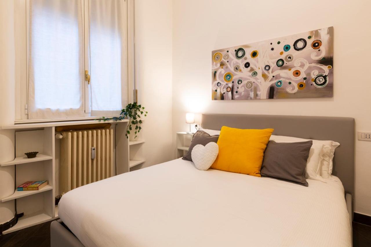 Living Isola Apartment Milan Exterior photo